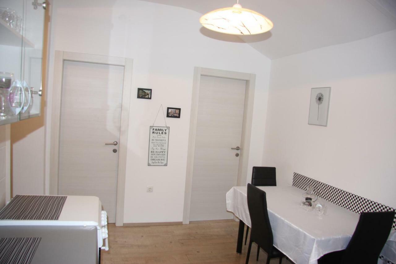 Apartment In City Center Rijeka Exteriör bild