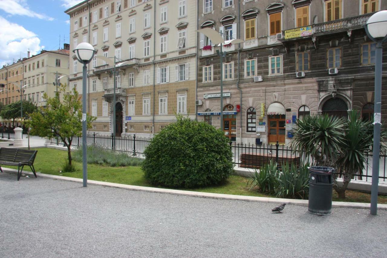 Apartment In City Center Rijeka Exteriör bild